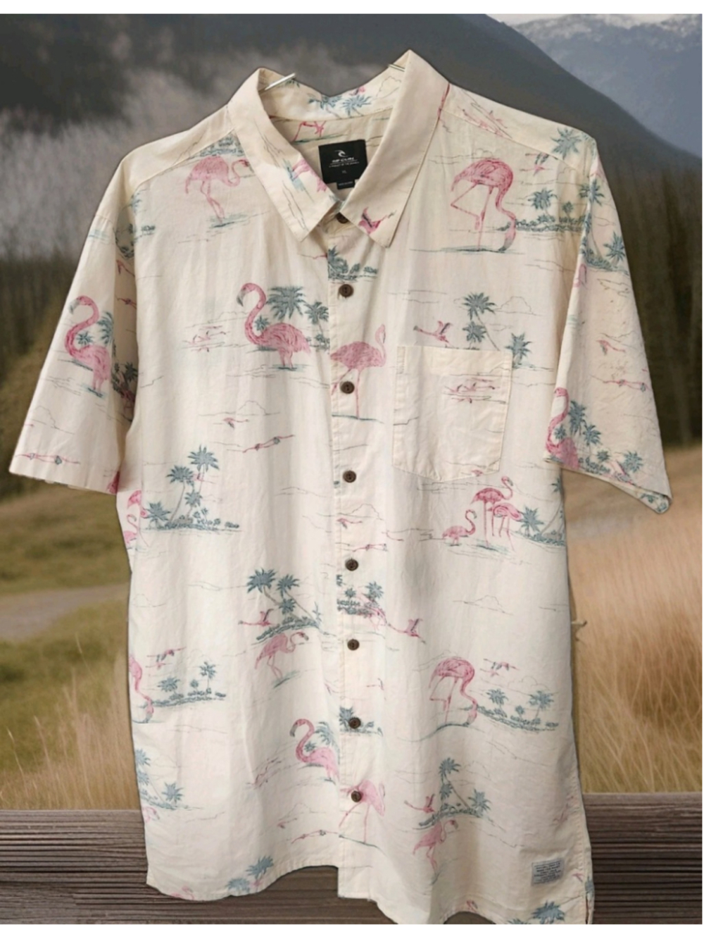 Rip Curl Mens Shirt Reverse Print XL Flamingo Button Up Short Sleeves Pocket